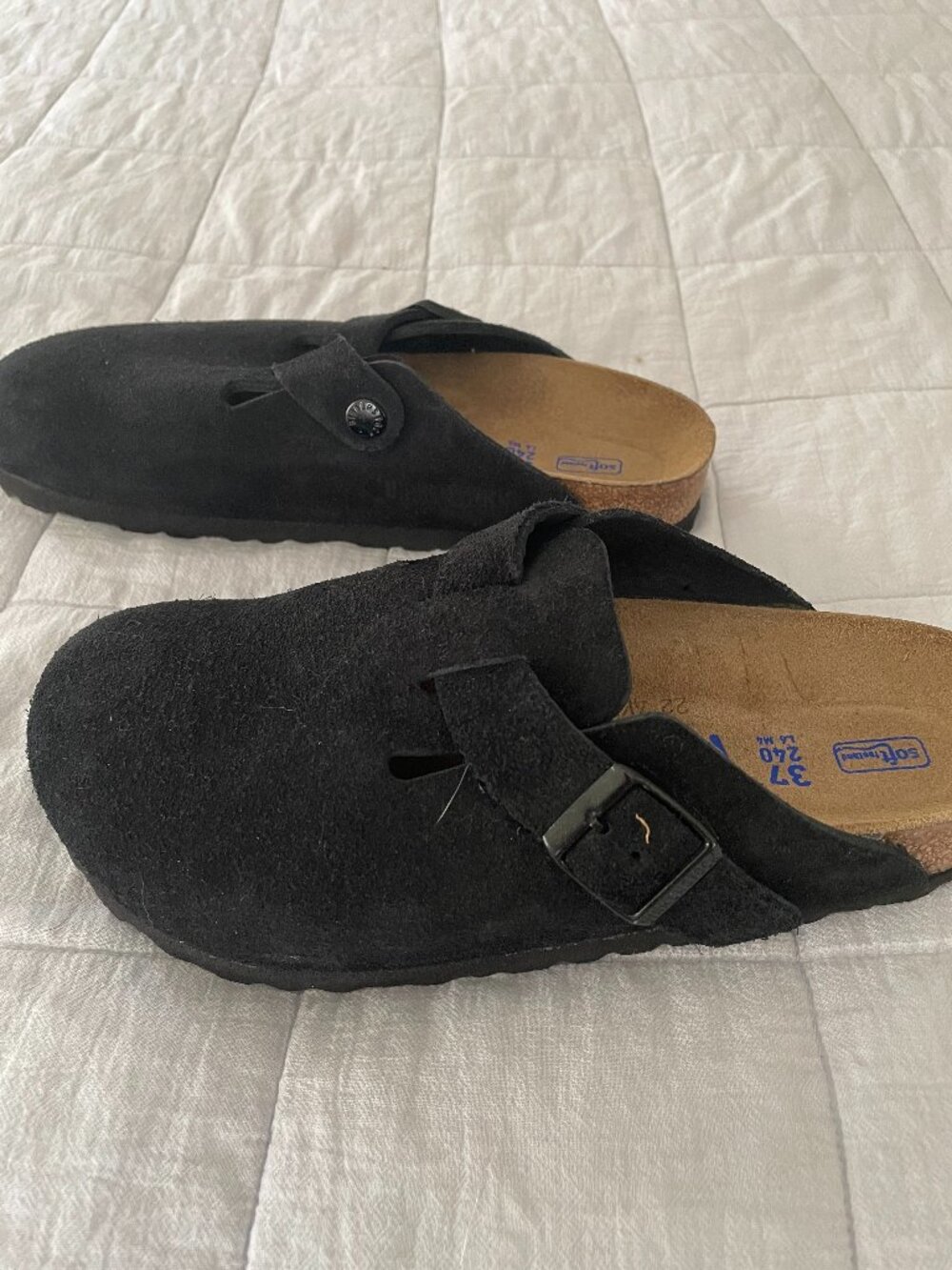NWOT Women's Black Suede Birkenstock Bostons - Narrow Fit - Picture 3 of 7